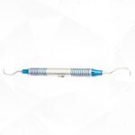 Used for anterior teeth and premolars, especially for subgingival calculus removal, scaling, root planing, periodontal pockets, and root surface debridement. 3/4 Langer Curette